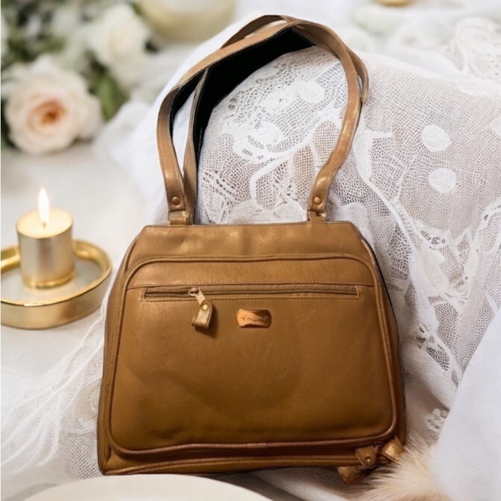 𝅺Kathie Lee collection shoulder purse (vintage)